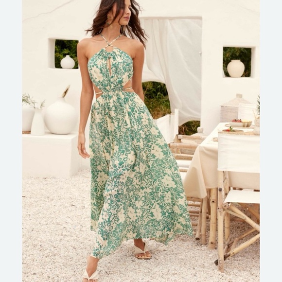 Astr Dresses & Skirts - ASTR green floral halter cut out waist flowy maxi skirt